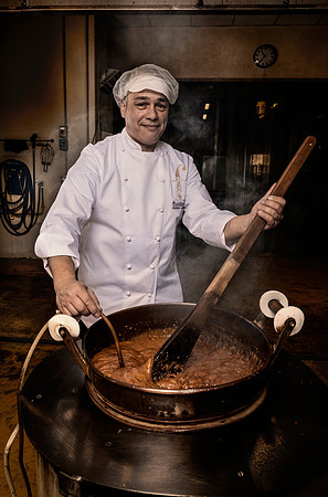 Gilles-Confectioner